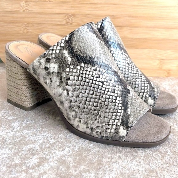 Brand New Rockport Genuine Leather Snakeskin Print Amara Slide Heeled Sandals - Picture 2 of 16
